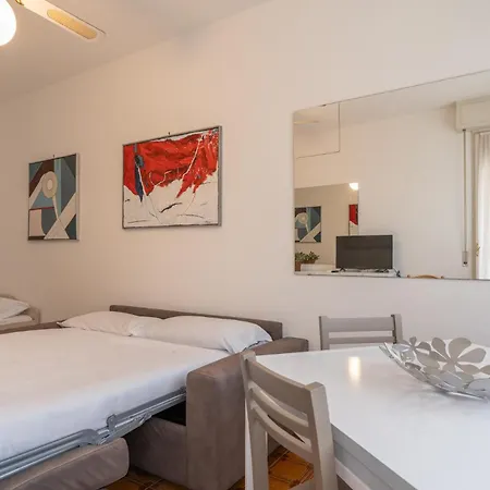 Apartment La Finestra Sul
