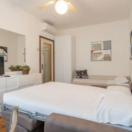 La Finestra Sul * אבאדיה לריאנה