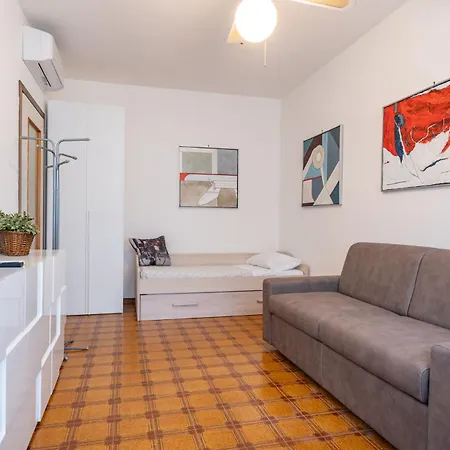 La Finestra Sul * אבאדיה לריאנה